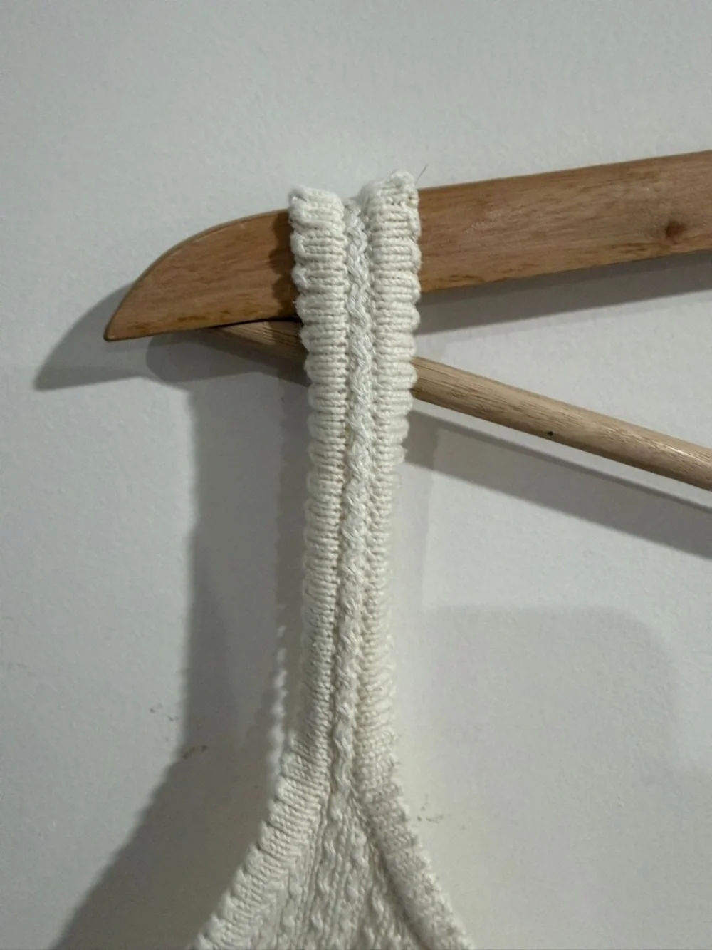 Old Navy Cream Knit Cropped Tank Top XL - Picture 3 of 7